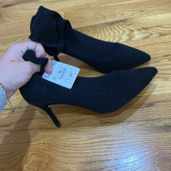 NWT Zara Elegant Black Women's Heels size 39 - Picture 3 of 5